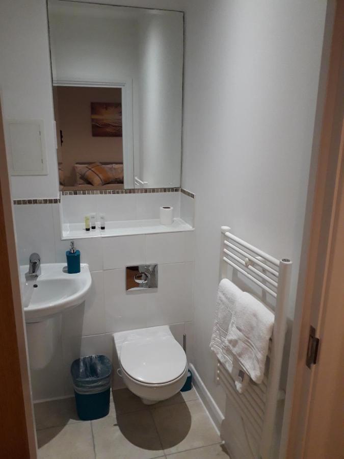 Luxury And Stylish 2 Bedroom Apartment With En-Suite Luton  Extérieur photo